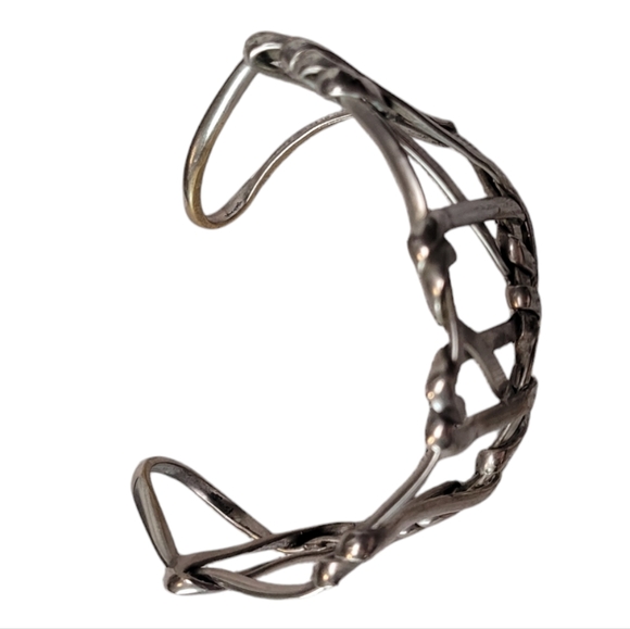 Handmade Cuff Bracelet - Picture 6 of 10